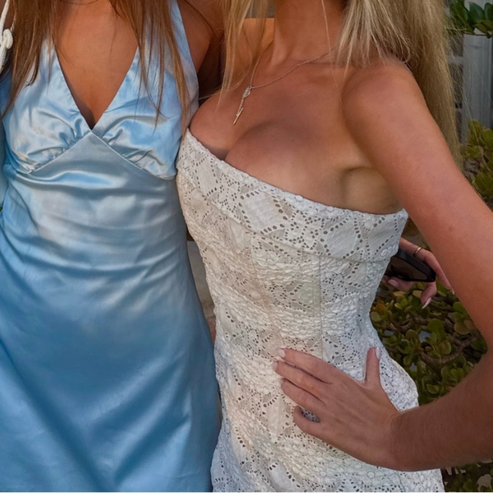 With Jean Strapless Corset White Lace Dress